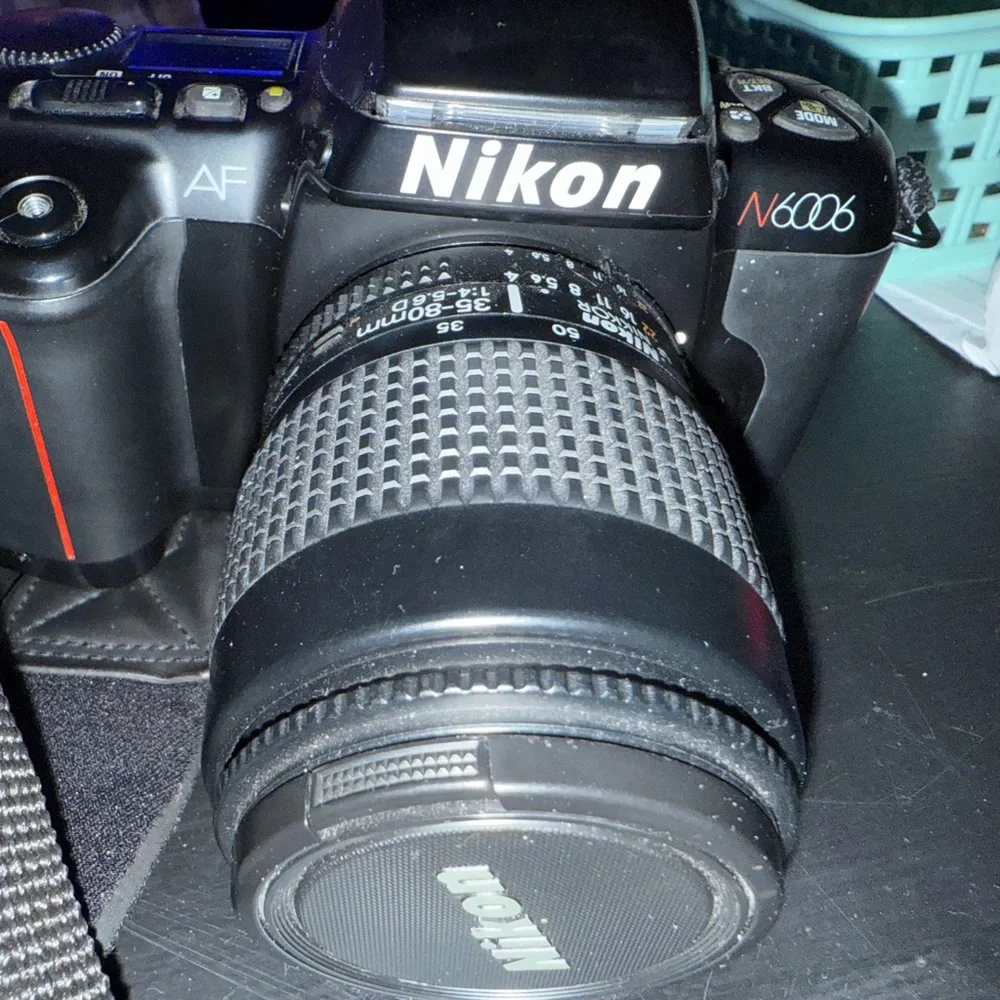Vintage Nikon N6006 FILM Camera